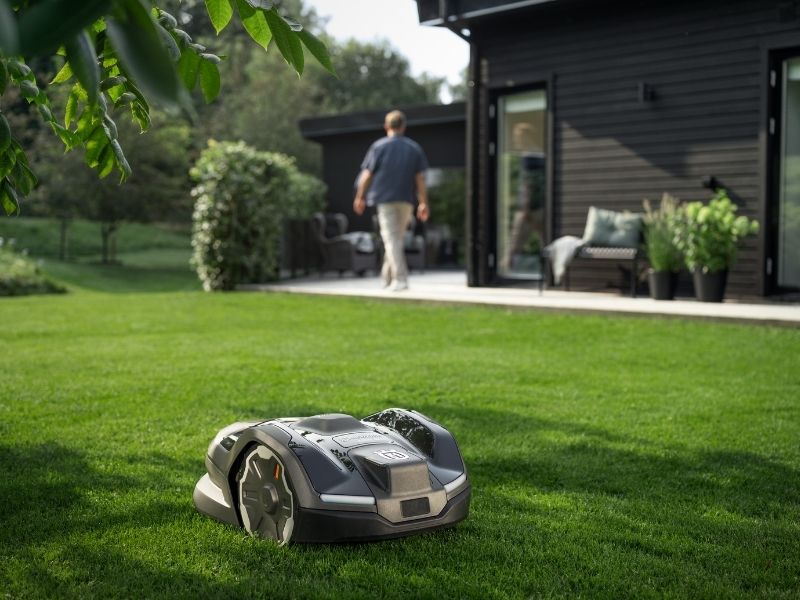 Nasz specjalnizacja – roboty koszące